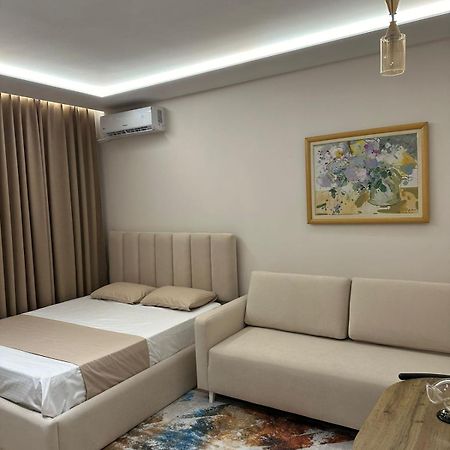 Home To Go Studio Apartament Tirana Zewnętrze zdjęcie
