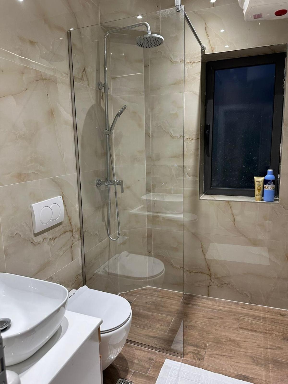 Home To Go Studio Apartament Tirana Zewnętrze zdjęcie